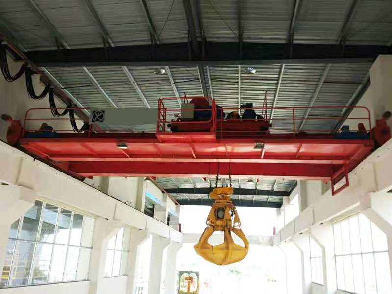 QZ型通用橋式抓斗起重機(jī)